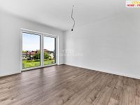 Prodej prostorného domu 7+kk, Cerhenice - 30