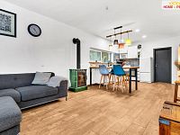 Prodej krásné chaty k celoročnímu užívání, Káraný - 6