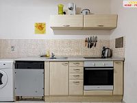 Prodej bytu 2+1, 52 m2, Karlovy Vary - 3