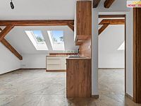 Pronájem bytu 3+kk, Bylany - 2