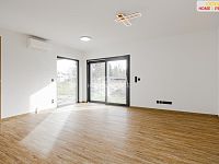 Prodej novostavby, Kolová - obývací pokoj