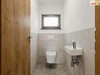 Prodej novostavby, Kolová - toaleta 