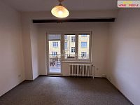 pronájem bytu 1+1, 37 m2 + 2x lodžie 8 m2, ul. Přístavní, Praha 7 - Holešovice - 2