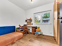 Prodej krásné chaty k celoročnímu užívání, Káraný - 14