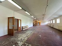 Pronájem komerčních prostor v Židlochovicích - 23