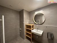 Pronájem, byt 4+KK, 86 m2, balkón 10 m2, kryté garážové stání, Praha 8 Libeň, Rezidence pod Skálou  - 15