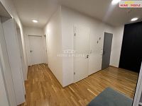 Pronájem, byt 4+KK, 86 m2, balkón 10 m2, kryté garážové stání, Praha 8 Libeň, Rezidence pod Skálou  - 2