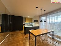 Pronájem, byt 4+KK, 86 m2, balkón 10 m2, kryté garážové stání, Praha 8 Libeň, Rezidence pod Skálou  - 6