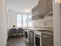 Pronájem bytu 3+1 s lodžií, ul. Libušina, Mariánské Lázně - 2