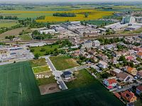 Prodej stavebního pozemku s vydaným stavebním povolením na dům 4kk - 7