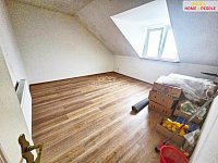 Prodej rodinného domu 5+1 Opatovice 96m2 - 8