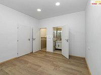 Prodej bytu 2+kk 37m v ul. Novovysočanská - 6