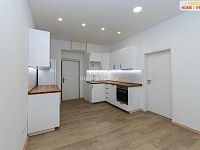 Prodej bytu 2+kk 37m v ul. Novovysočanská - 7