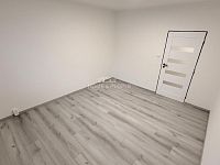 Pronájem 2+1+B, 60m2 - 10