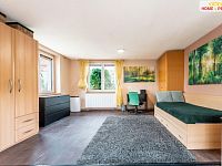 Prodej rodinného domu 193 m2, pozemek 1236 m2 - 10