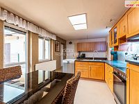 Prodej rodinného domu 193 m2, pozemek 1236 m2 - 13