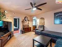 Prodej rodinného domu 193 m2, pozemek 1236 m2 - 2