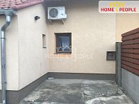 pronájem bytu 2+1, 70 m2, se zahradou, Horoušany, Praha - východ - 21