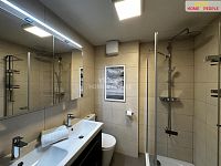 Pronájem, byt 3+KK, mezonet, 97 m2, terasa, garážové stání, Praha Libeň, ul. Novákových - 3