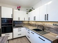 Prodej bytu 4+1 , Prachatic 80 m² se dvěma balkony 6 m²