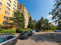 Pronájem luxusního bytu 3+1 s lodžií, 83 m2, Zárubova, Praha 12-Kamýk