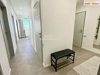 Pronájem luxusního bytu 3+1 s lodžií, 83 m2, Zárubova, Praha 12-Kamýk - 17