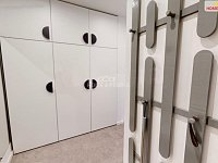 Pronájem luxusního bytu 3+1 s lodžií, 83 m2, Zárubova, Praha 12-Kamýk - 18