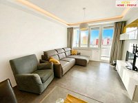 Pronájem luxusního bytu 3+1 s lodžií, 83 m2, Zárubova, Praha 12-Kamýk - 3