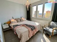 Pronájem luxusního bytu 3+1 s lodžií, 83 m2, Zárubova, Praha 12-Kamýk - 8