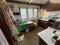 Prodej chaty 36m2 v zahrádkářské kolonii, zahrada 300 m2, Na Balkáně, Praha 3 - 9