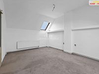 Prodej rodinného domu 5+1, Břešťany  - Zlonice - 18