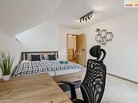 Prodej rodinného domu 5+kk+G, s nádhernou zahradou, Stanovice - 11