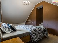 Prodej rodinného domu 5+kk+G, s nádhernou zahradou, Stanovice - 16