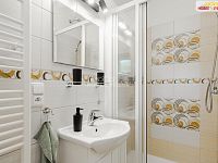 Prodej rodinného domu 5+kk+G, s nádhernou zahradou, Stanovice - 7