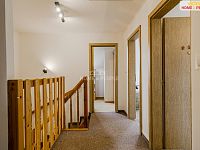 Prodej rodinného domu 5+kk+G, s nádhernou zahradou, Stanovice - 9