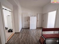 Pronájem pokoje v bytě 3+1 v Králově Poli u Semilassa - 3