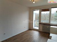 Pronájem bytu 2+kk s balkónem s výhledem do lesa, Praha 10 - 7