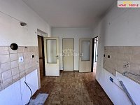 prodej RD/G v dispozici 5+1 273 m2, ul. Zimákova, Praha 4 - Chodov - 9
