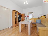 Prodej bytu 3+1 se zahradou a parkovacím stáním, Říčany - 11