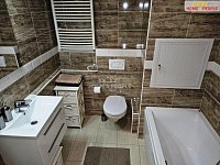 Pronájem bytu 1+kk/L , 34,2 m², Svídnická, Praha 8 – Troja - 8