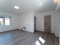 Prodej rodinného domu 234 m2 , pozemek 317 m2 - 9