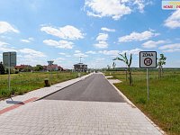 Prodej stavebního pozemku s vydaným stavebním povolením na dům 4kk - 10