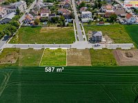 Prodej stavebního pozemku s vydaným stavebním povolením na dům 4kk - 7