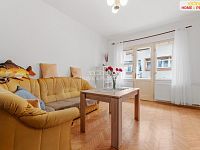 Prodej bytu 3+1 se zahradou a parkovacím stáním, Říčany - 10
