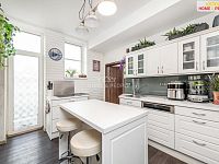 prodej bytu 3+1/B, 72 + 4 m2, ul. Pražská, Dobříš - 3