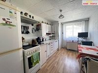 Prodej RD se zahradou cca 3 000 m² v obci Chroustov, okr Nymburk - 5