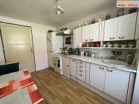 Prodej RD se zahradou cca 3 000 m² v obci Chroustov, okr Nymburk - 6