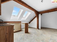 Pronájem bytu 2+kk 30m² s parkovacím stáním, Bylany u Českého Brodu - 3