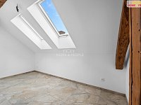 Pronájem bytu 2+kk 30m² s parkovacím stáním, Bylany u Českého Brodu - 5