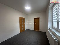 Prodej, byt 3+1, 72 m2 + balkón, Čáslav, ul. Jeníkovská   - 12